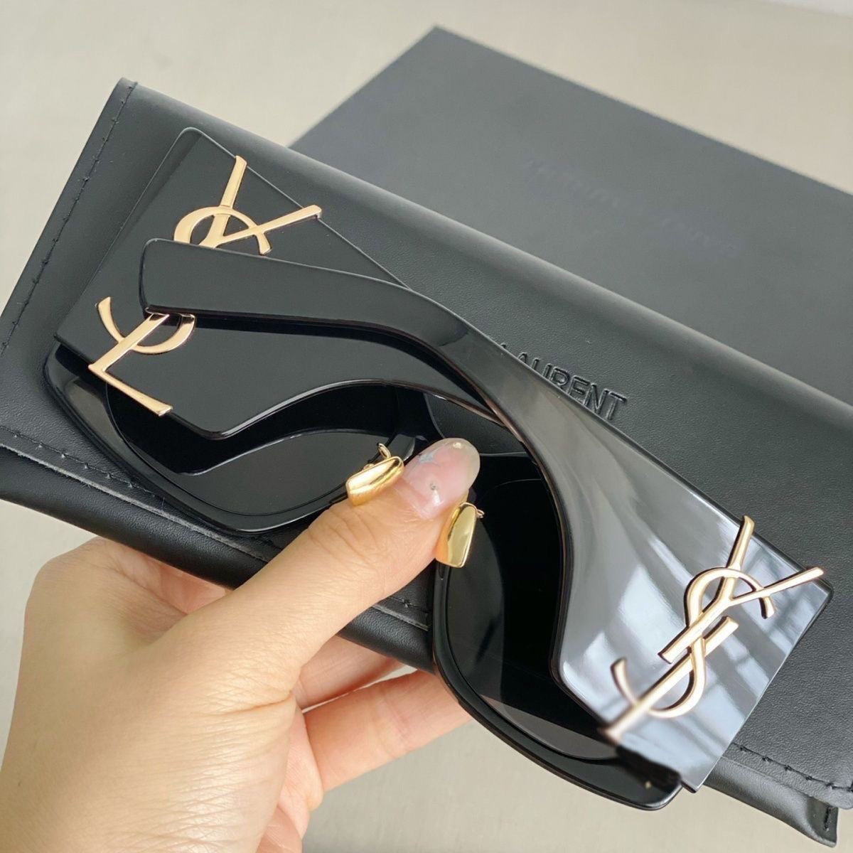 lunettes Yves saint Laurent Classique