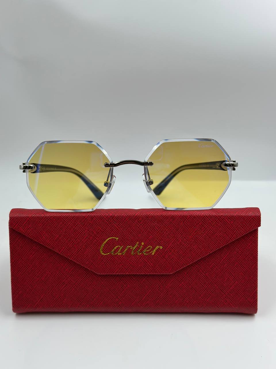 Lunettes Cartier moderne