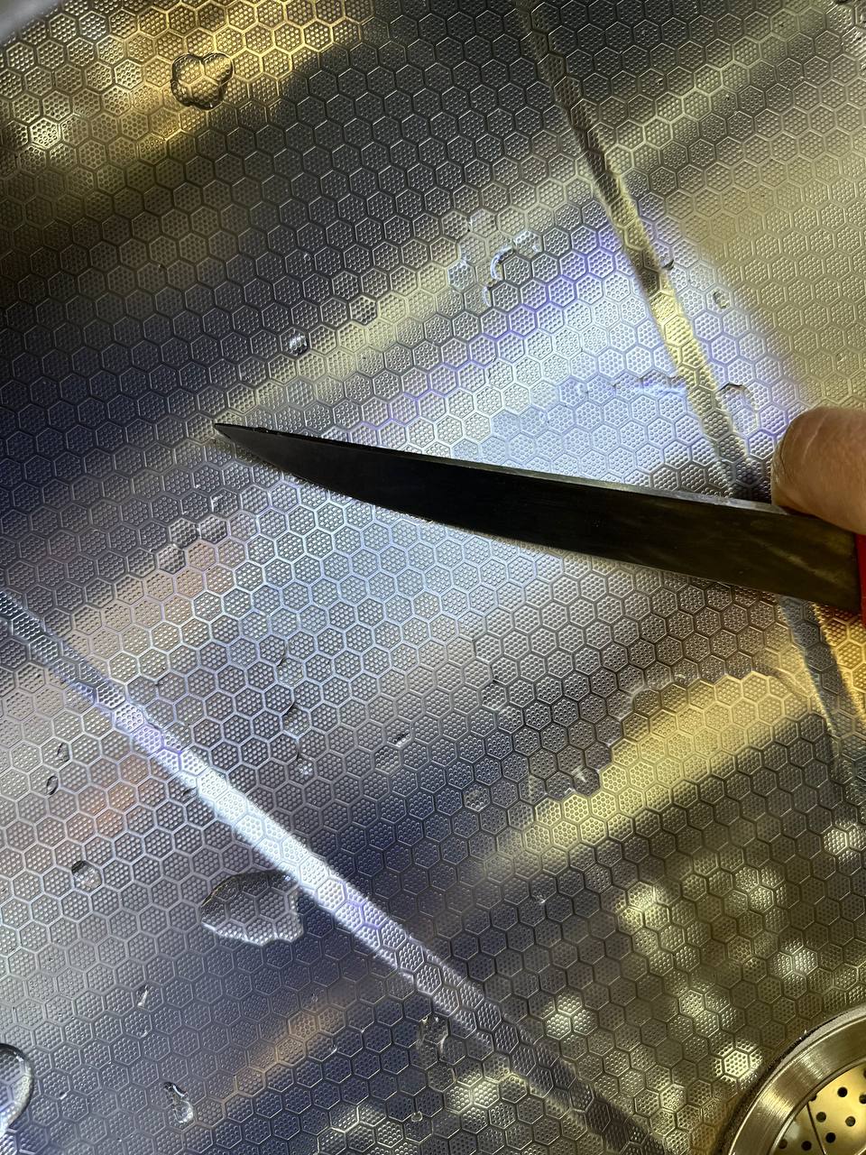 L’évier de cuisine (75x46)cm inox