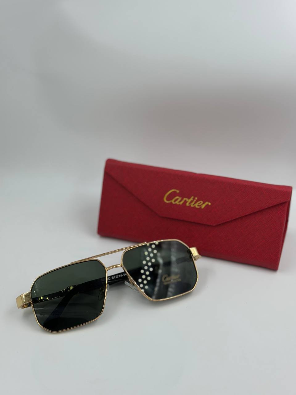 Lunettes de soleil Cartier  💎
