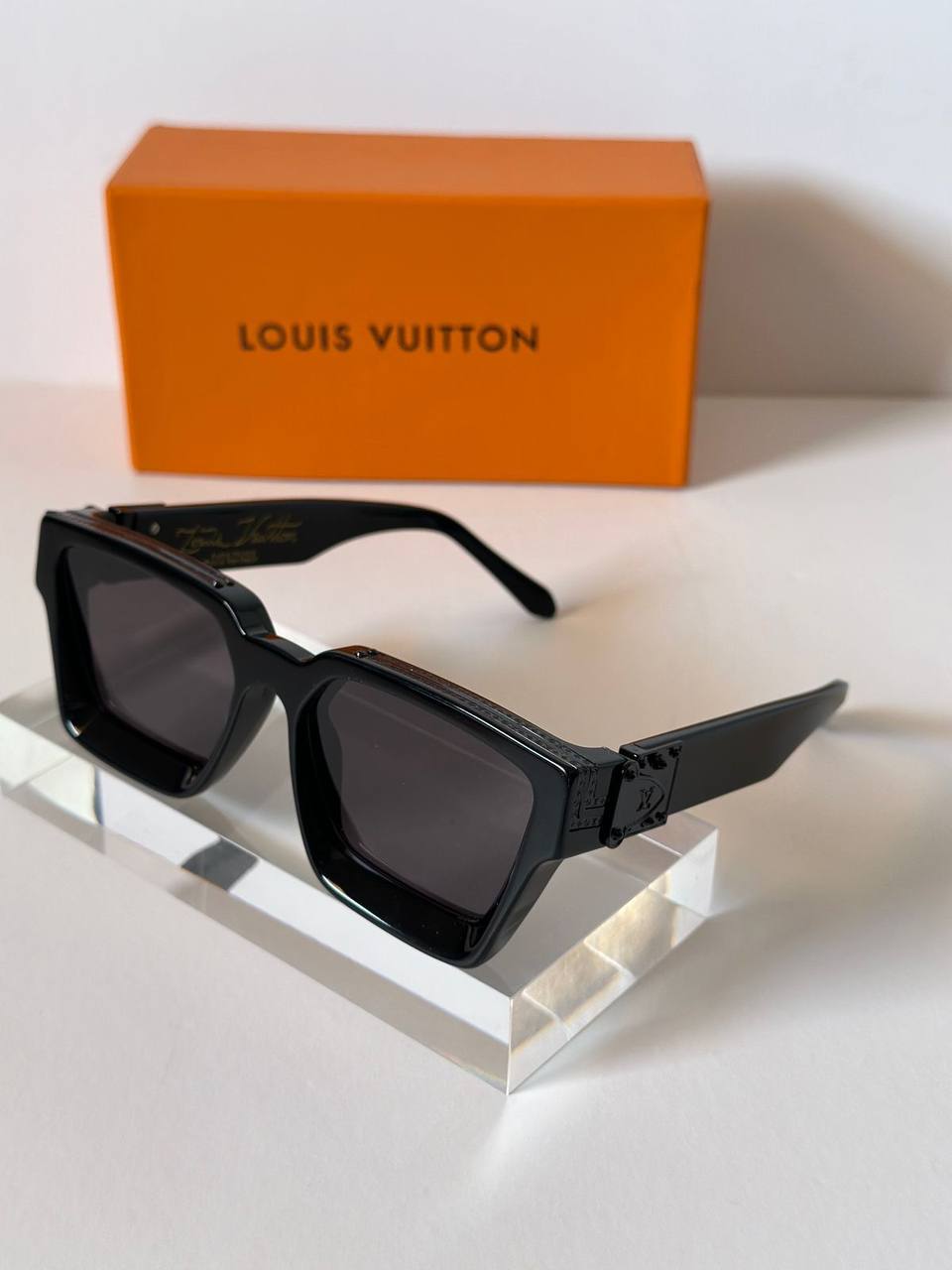 Lunette LV Millionaire